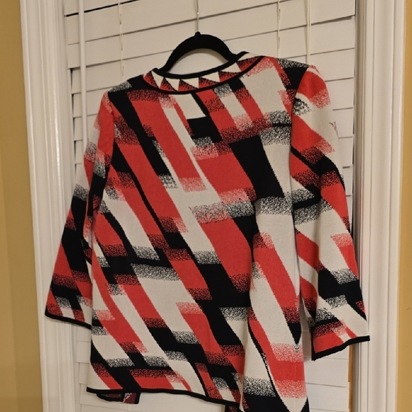 Ming Wang Pink and Black Geometric Cardigan Sweater And Top - Picture 4 of 14